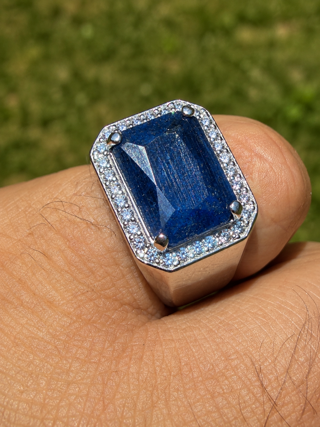 Moissanite Fortress Ring | 925 Silver