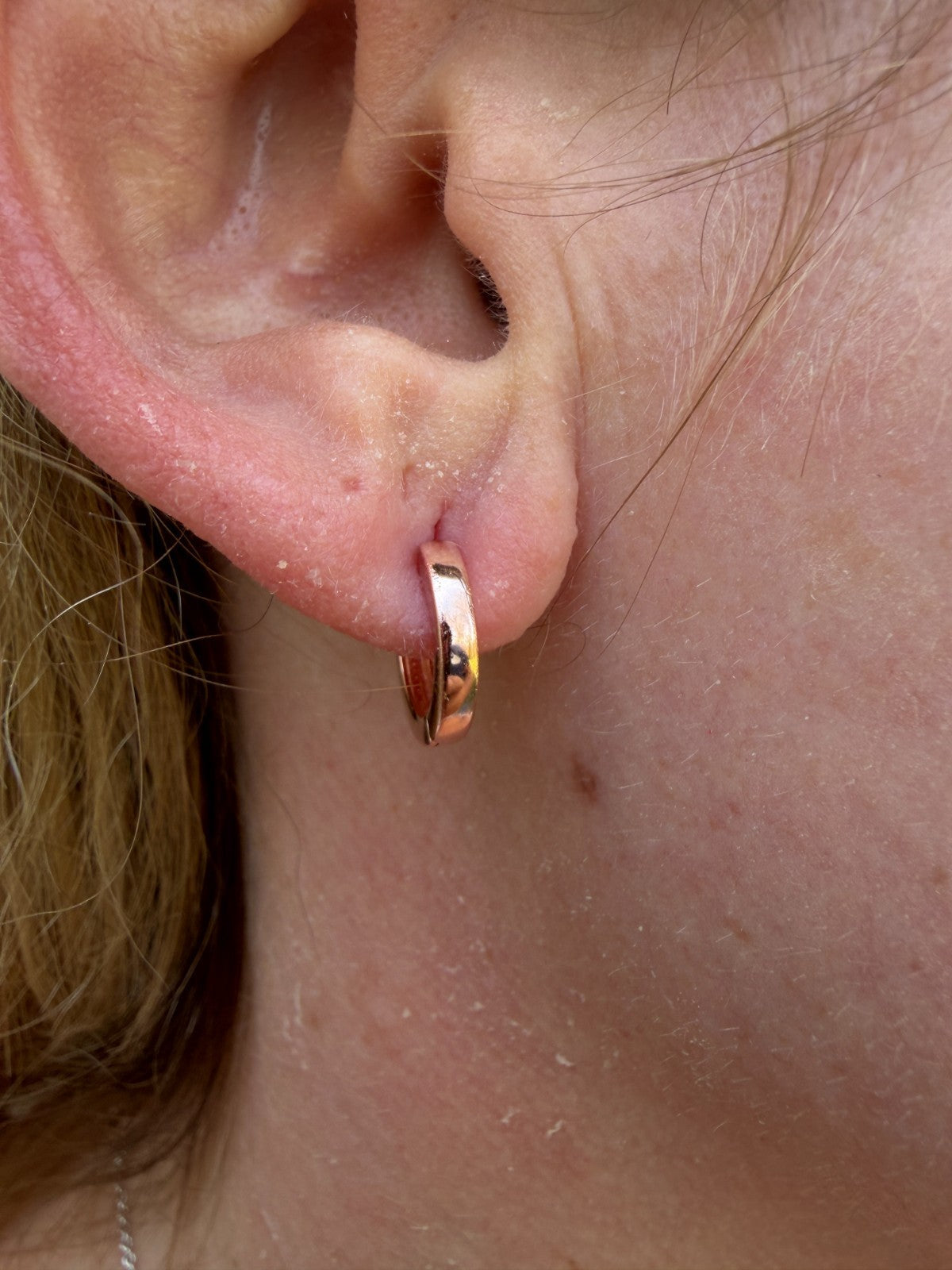 Plain Small Huggie Hoop Earrings | 14k Rose Gold Vermeil 925 Silver