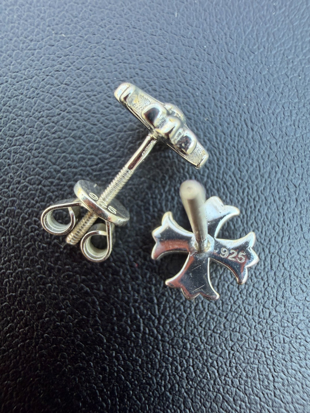 Hearts Of Chrome Cross Earrings | 925 Silver Oxidized