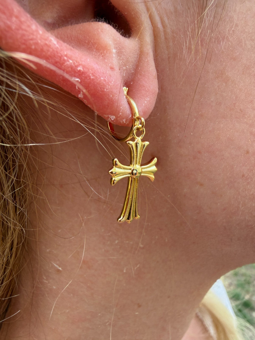Hearts Of Chrome Huggie Hoops W. Dangle Cross Earrings | 14k Gold Vermeil 925 Silver