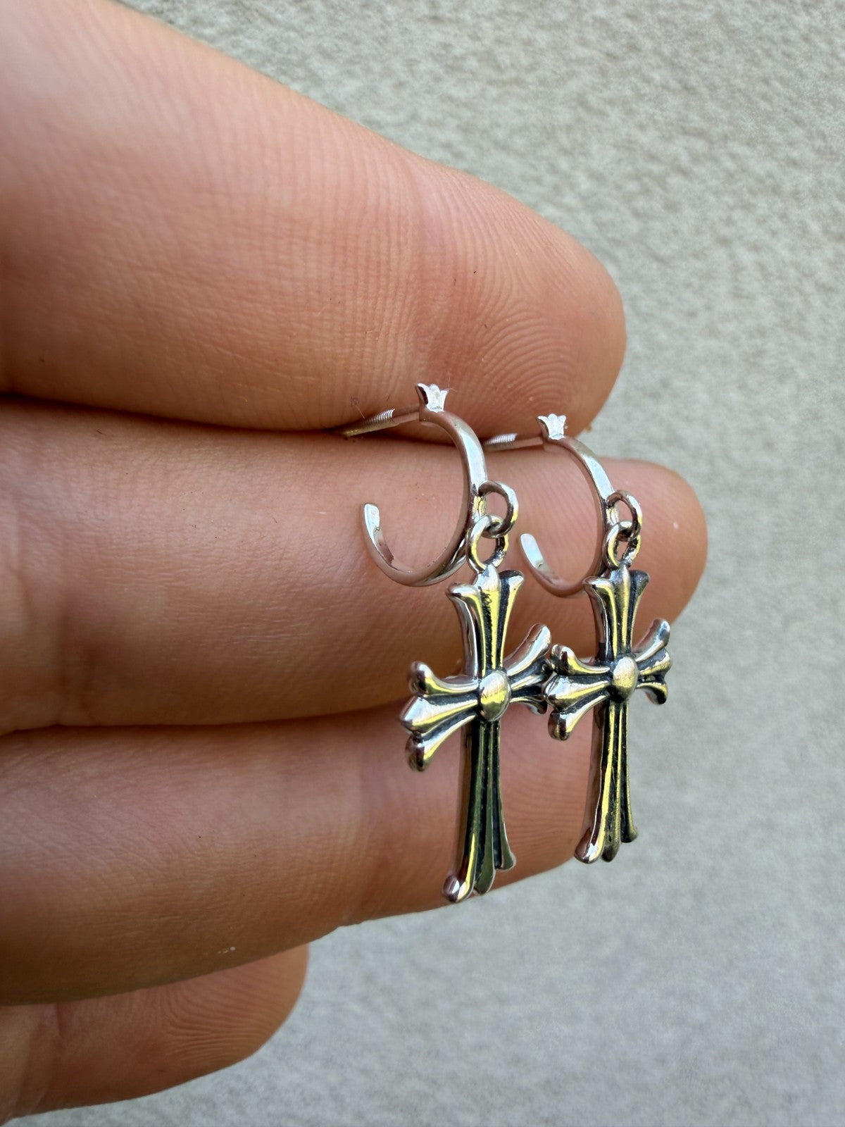 Hearts Of Chrome Huggie Hoops W. Dangle Cross Earrings | 925 Silver Oxidized