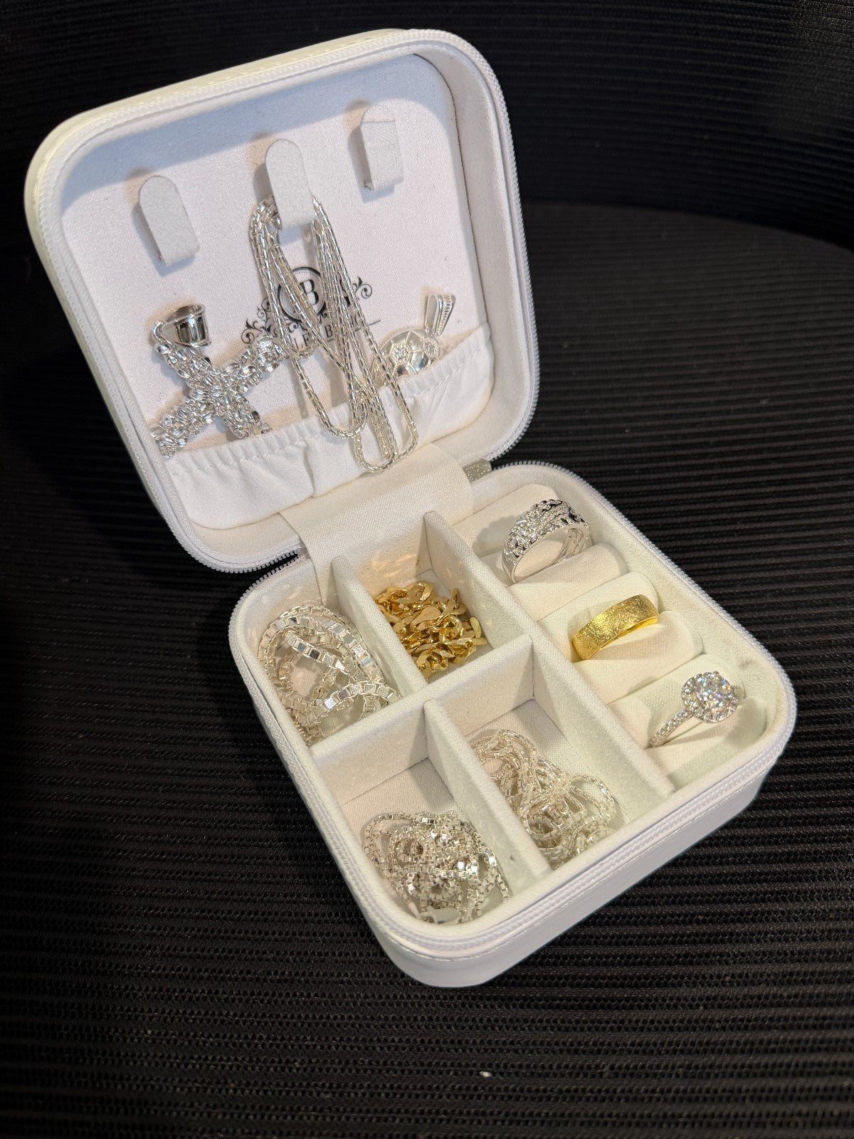 Harlembling Mini Leather Travel Jewelry Box Case | White