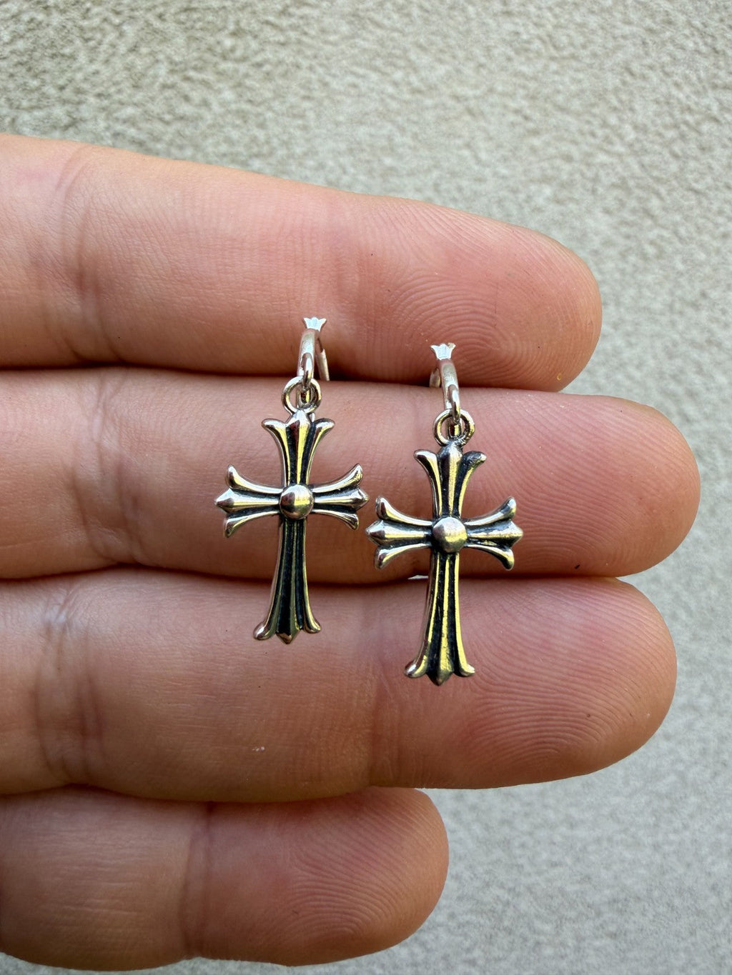 Hearts Of Chrome Huggie Hoops W. Dangle Cross Earrings | 925 Silver Oxidized