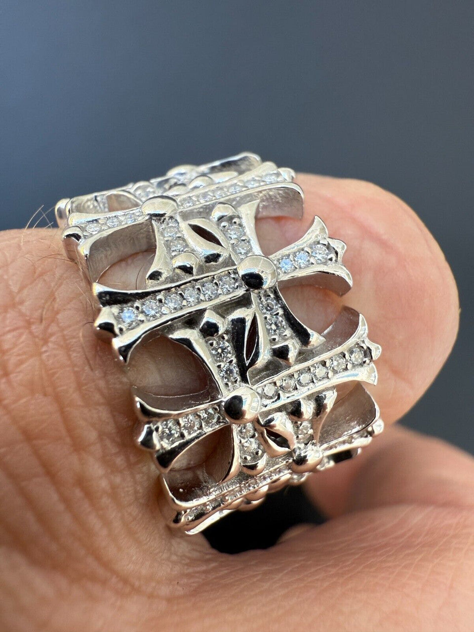 Moissanite Hearts Of Chrome Ring | 925 Silver