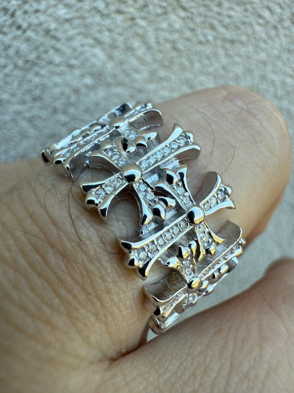 Moissanite Hearts Of Chrome Ring | 925 Silver