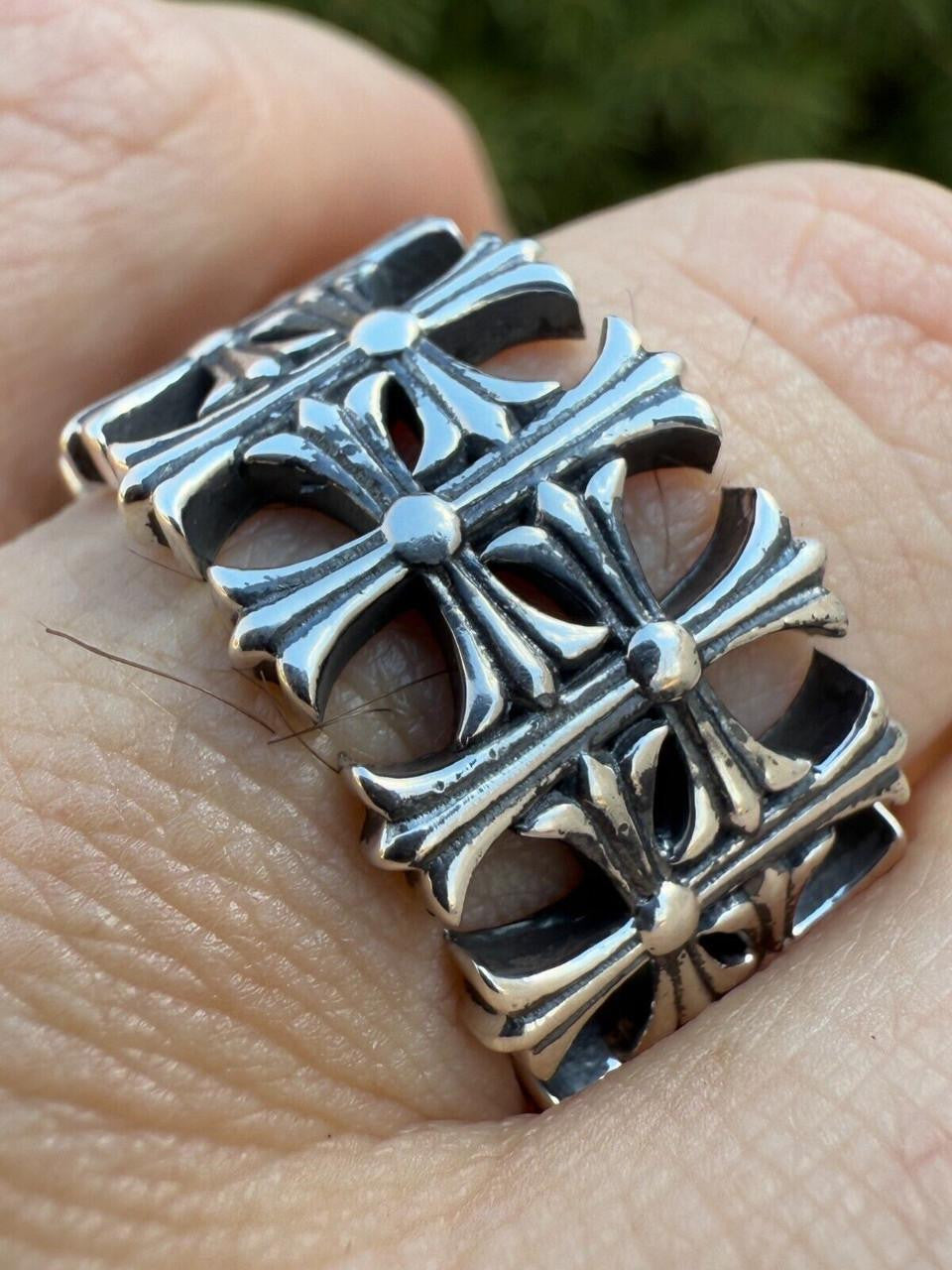 Hearts Chrome Cross Ring | 925 Silver Oxidized