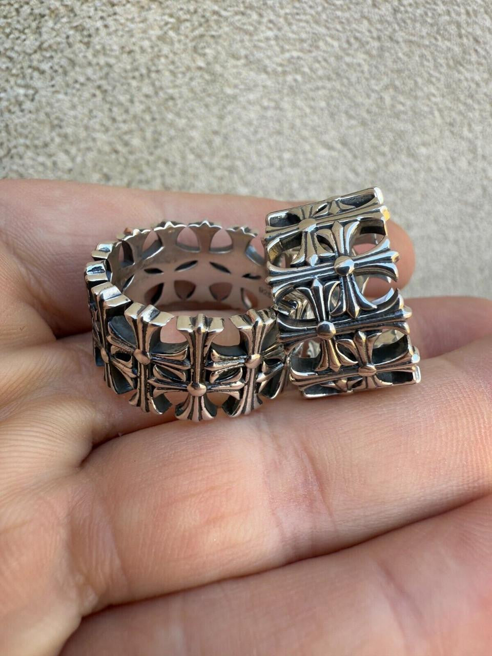 Hearts Chrome Cross Ring | 925 Silver Oxidized
