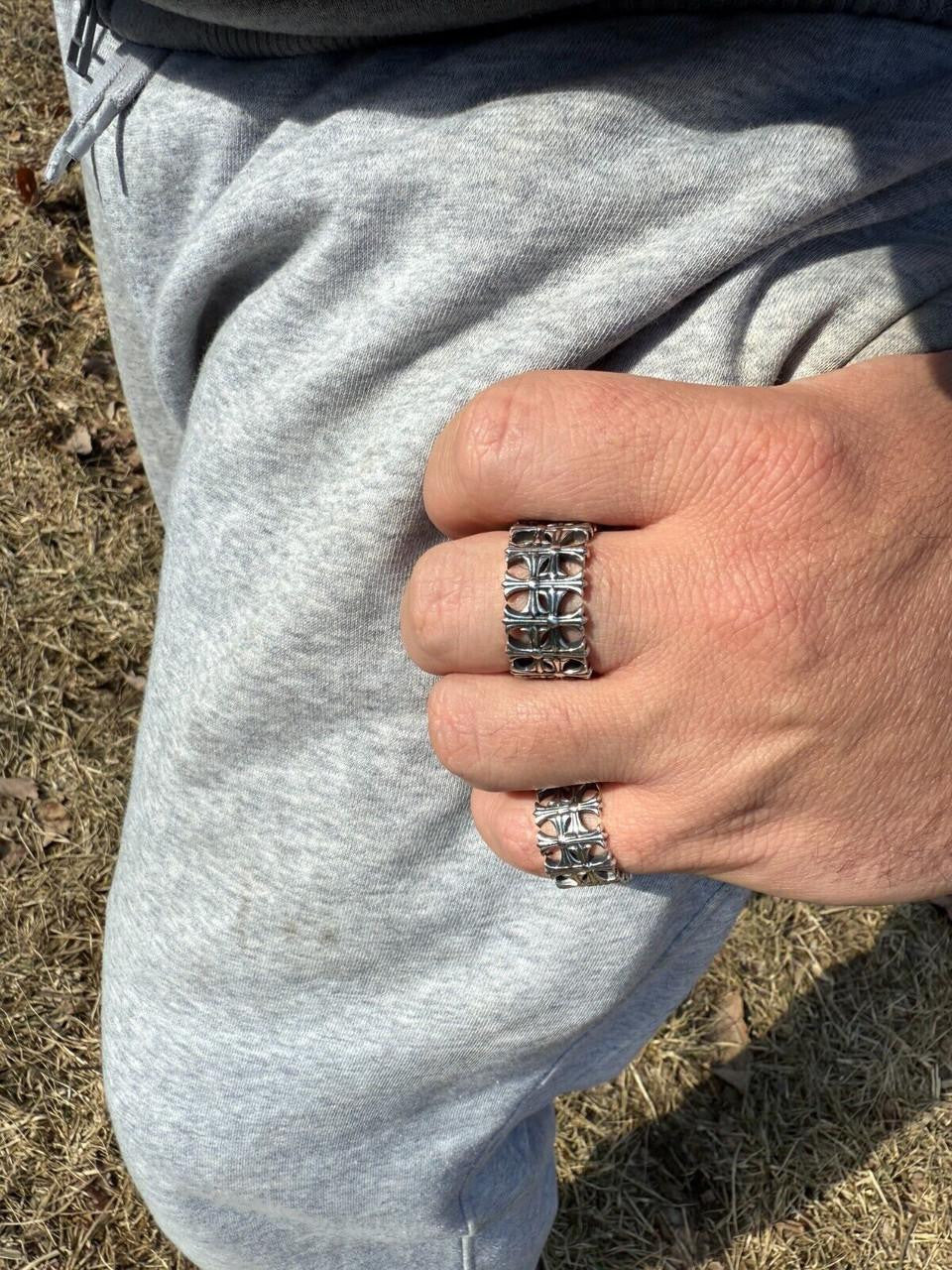 Hearts Chrome Cross Ring | 925 Silver Oxidized