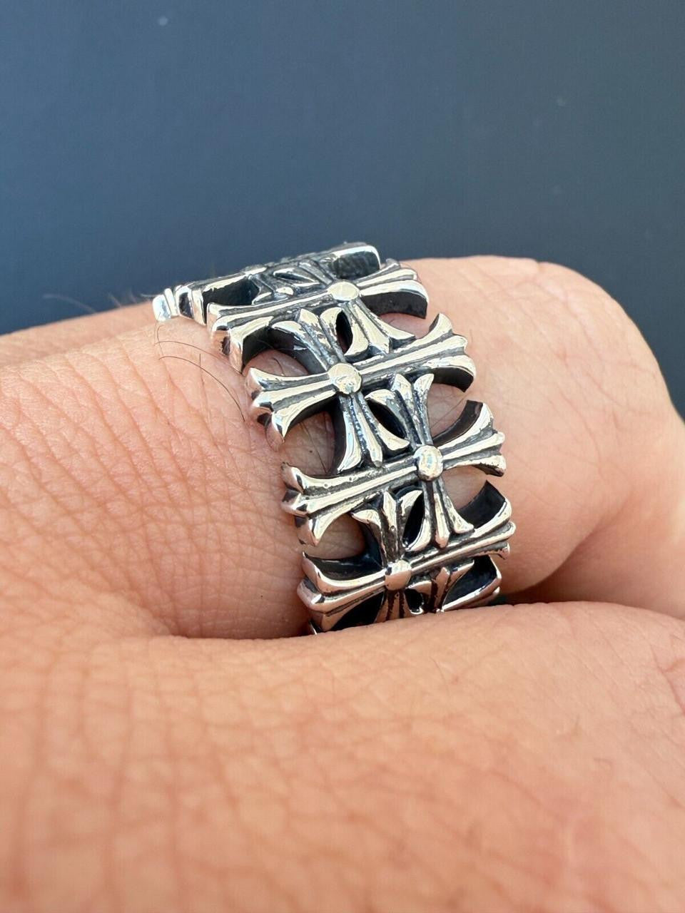 Hearts Chrome Cross Ring | 925 Silver Oxidized
