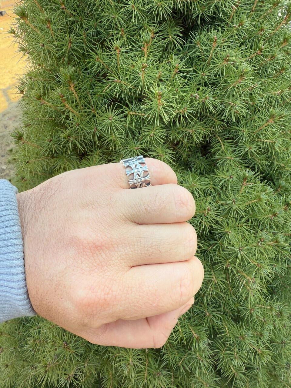 Hearts Chrome Cross Ring | 925 Silver Oxidized