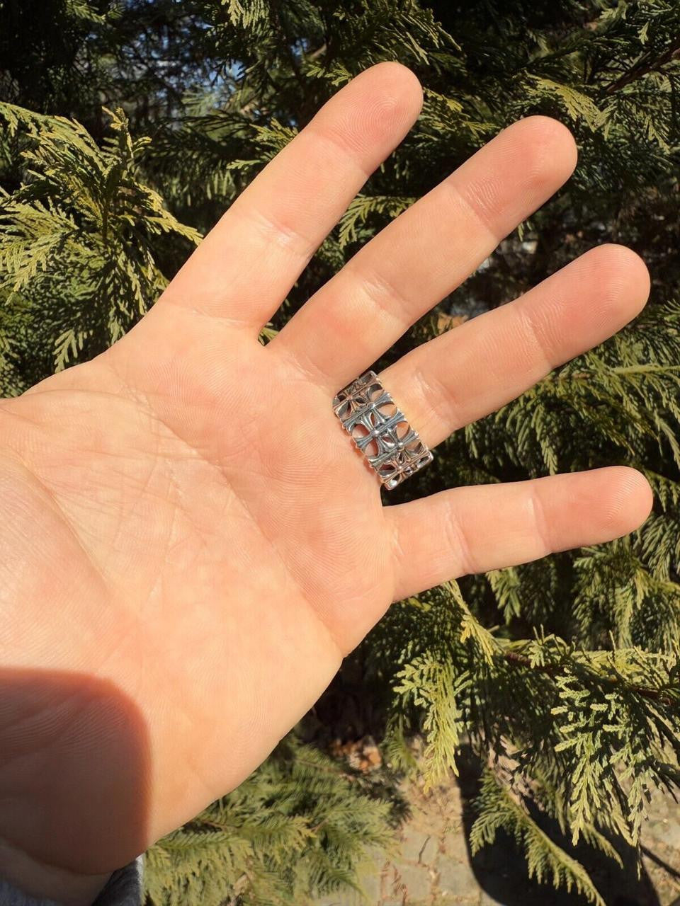 Hearts Chrome Cross Ring | 925 Silver Oxidized