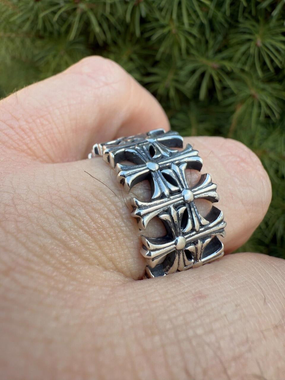 Hearts Chrome Cross Ring | 925 Silver Oxidized