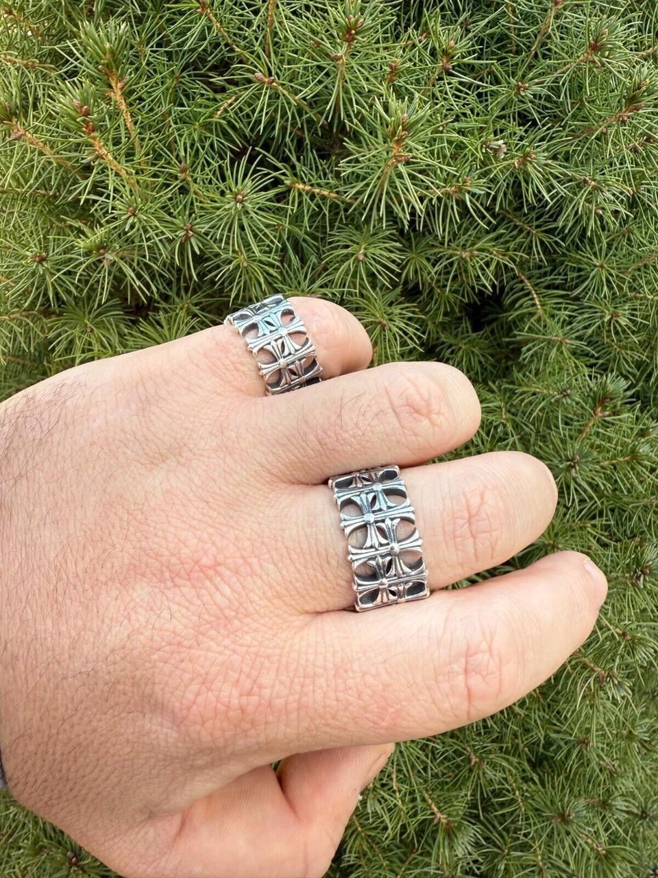 Hearts Chrome Cross Ring | 925 Silver Oxidized