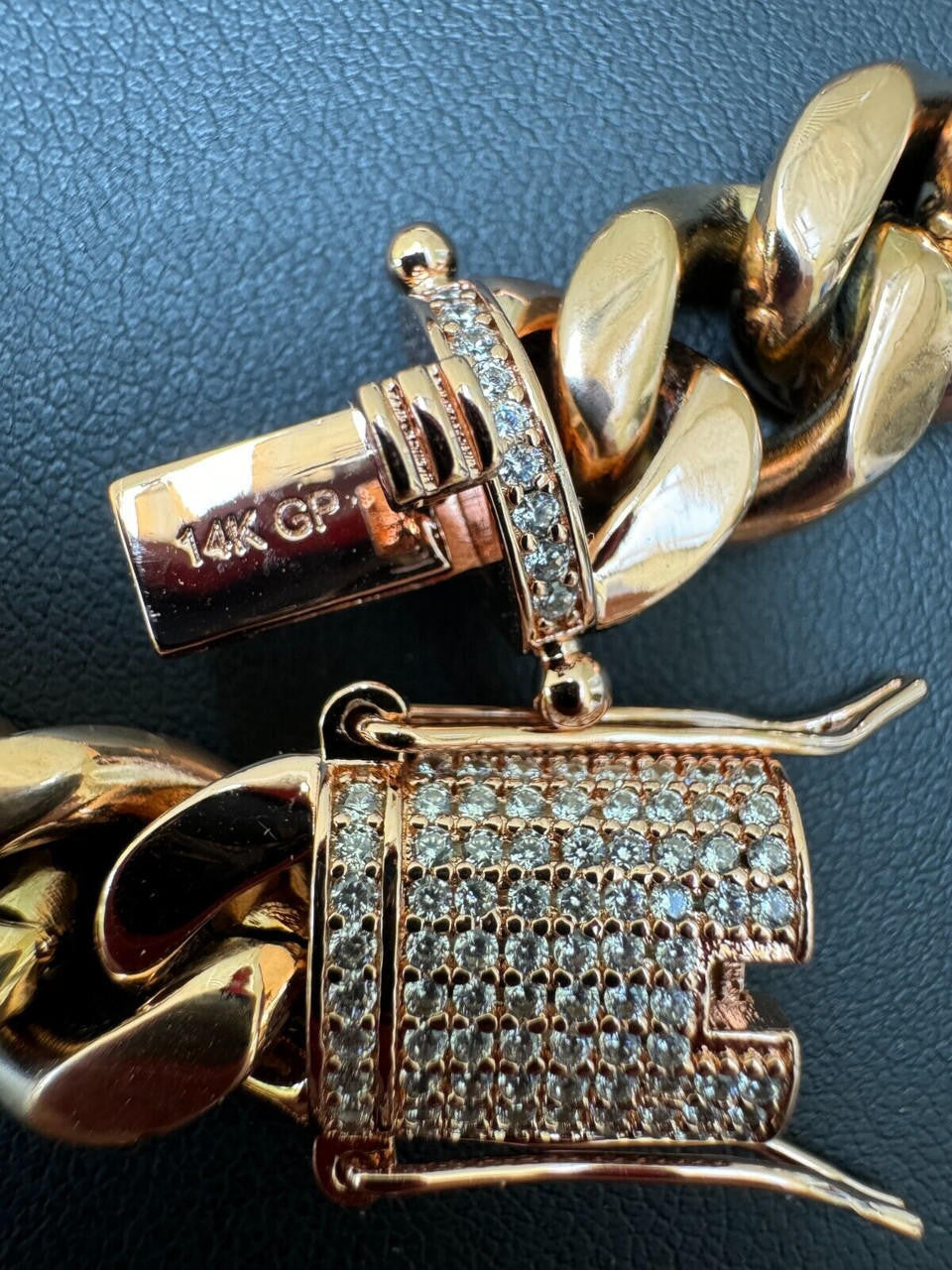Miami Cuban Link Bracelet W. CZ Clasp | Rose Gold Plated Stainless Steel