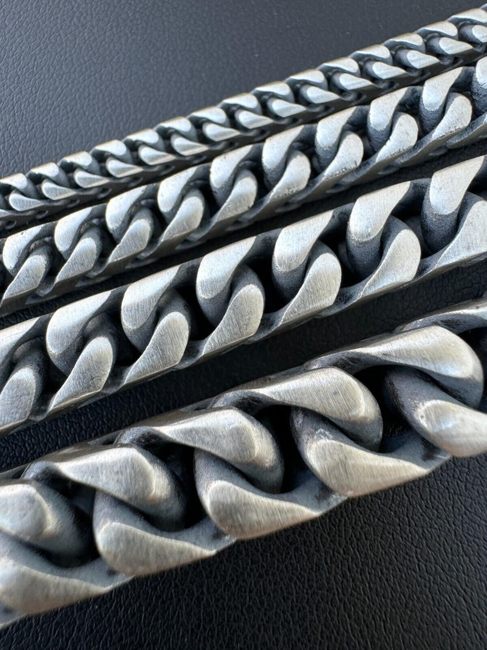 Modern Franco Link Bracelet W. Box Lock | 925 Sterling Silver Oxidized Gunmetal