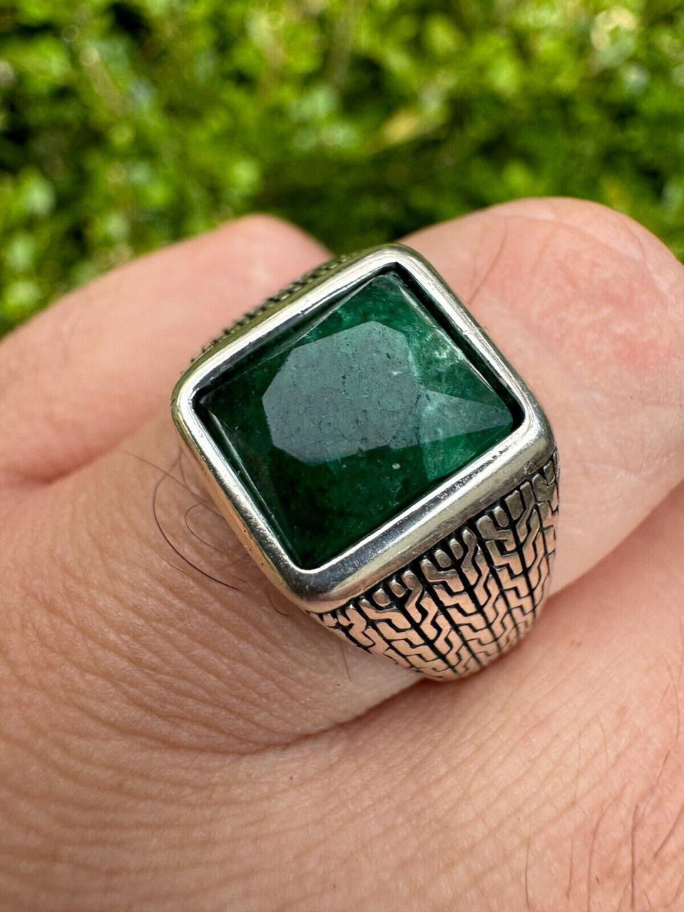 NYC Natural Green Eye Ring | 925 Silver Oxidized