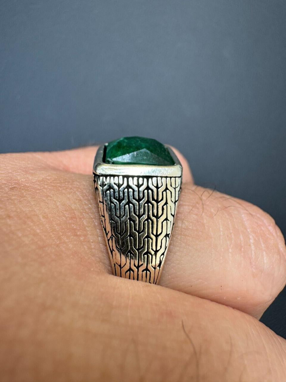 NYC Natural Green Eye Ring | 925 Silver Oxidized