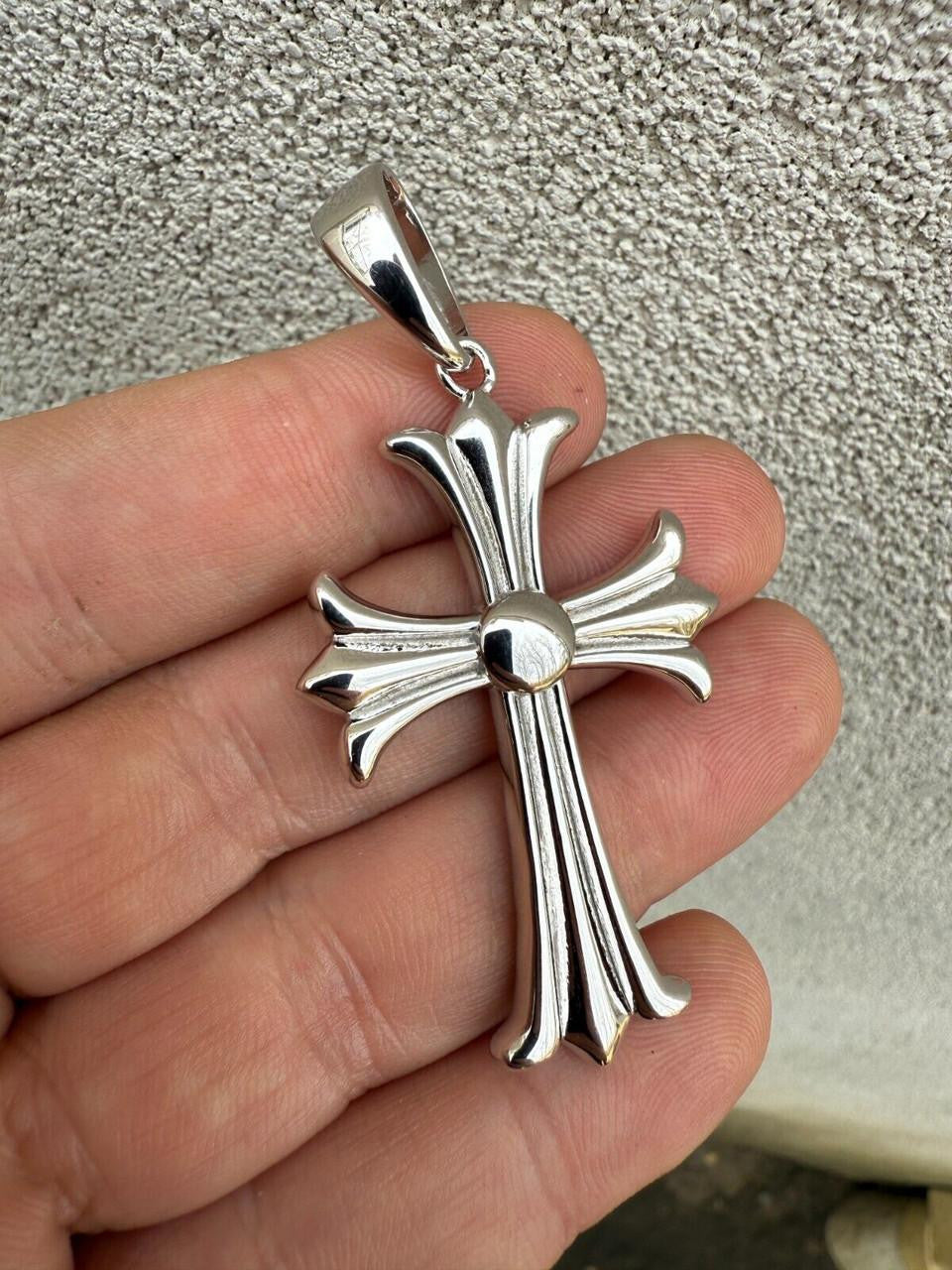 Hearts Chrome Cross Pendant | 925 Silver